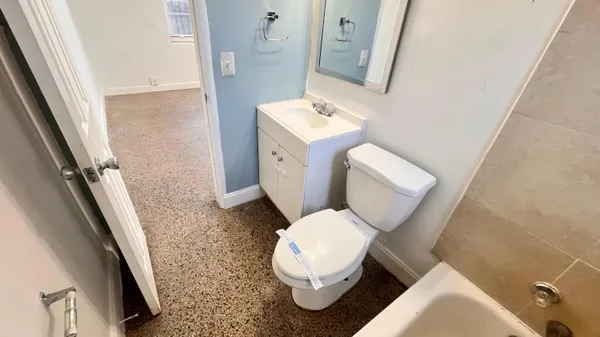 $1,650 | 1325 South L Street, Unit 2, Lake Worth Beach, FL 33460