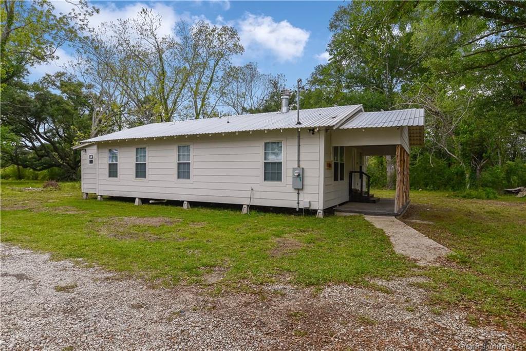 830 Bankens Road Sulphur, LA 70663 - Photo 3 of 19