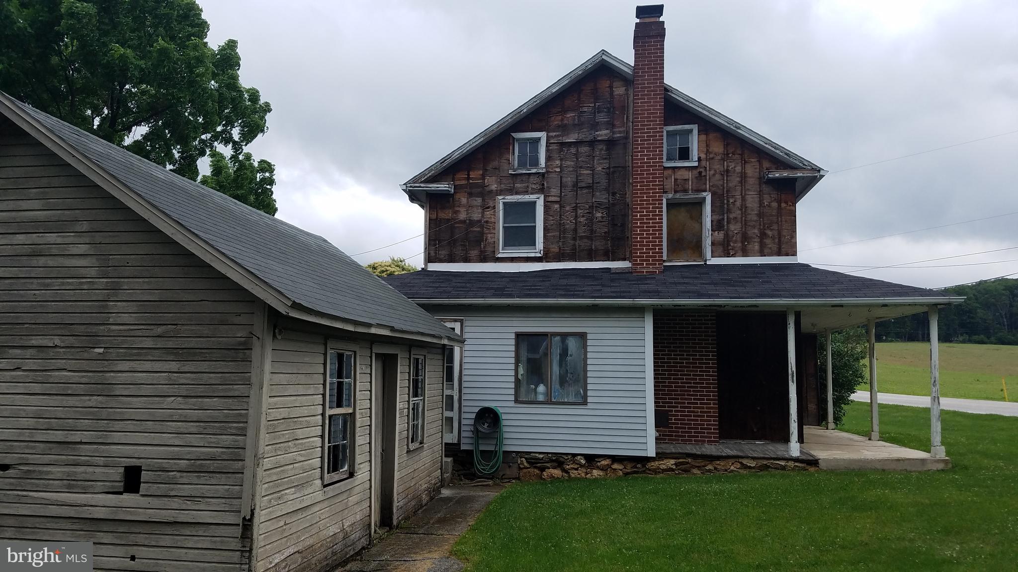 341 St Bartholomew Road Hanover, PA 17331 - Photo 6 of 44 a view of a house with a yard