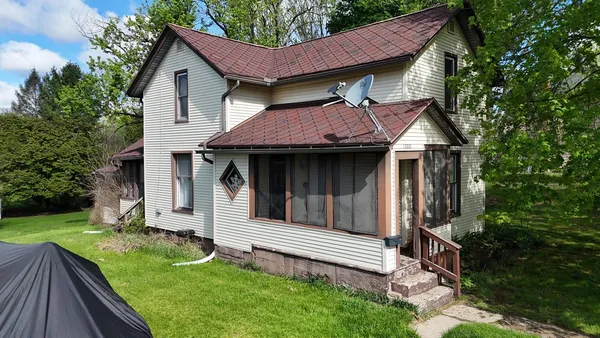 $108,000 | 1300 North Waterloo Avenue, Jackson, MI 49202