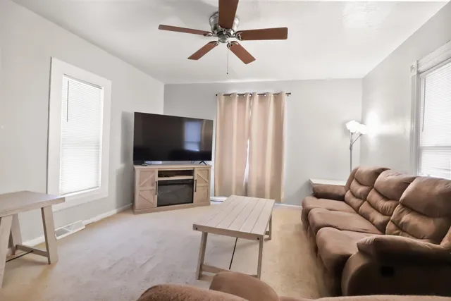 $120,000 | 1300 North Waterloo Avenue, Jackson, MI 49202