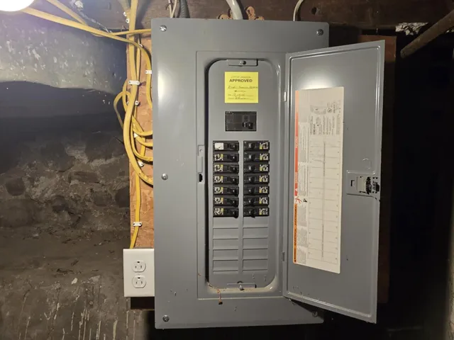 $120,000 | 1300 North Waterloo Avenue, Jackson, MI 49202