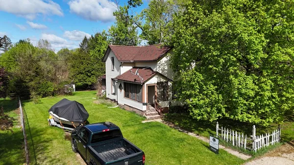 $108,000 | 1300 North Waterloo Avenue, Jackson, MI 49202
