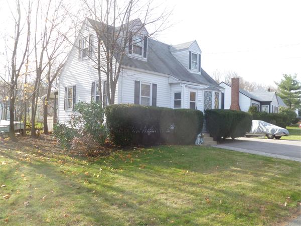 722 Trapelo Road Waltham, MA 02452 - Photo 1 of 10 Gallery Image 1