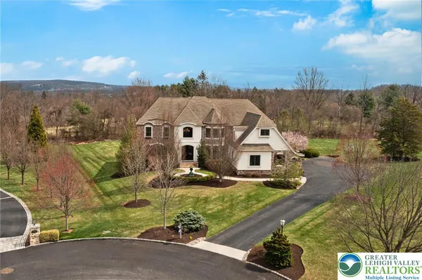 $1,875,000 | 5560 Tuscany Court, Coopersburg, PA 18036