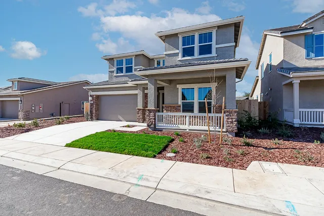 $683,030 | 886 Ranchland Way, Oakdale, CA 95361