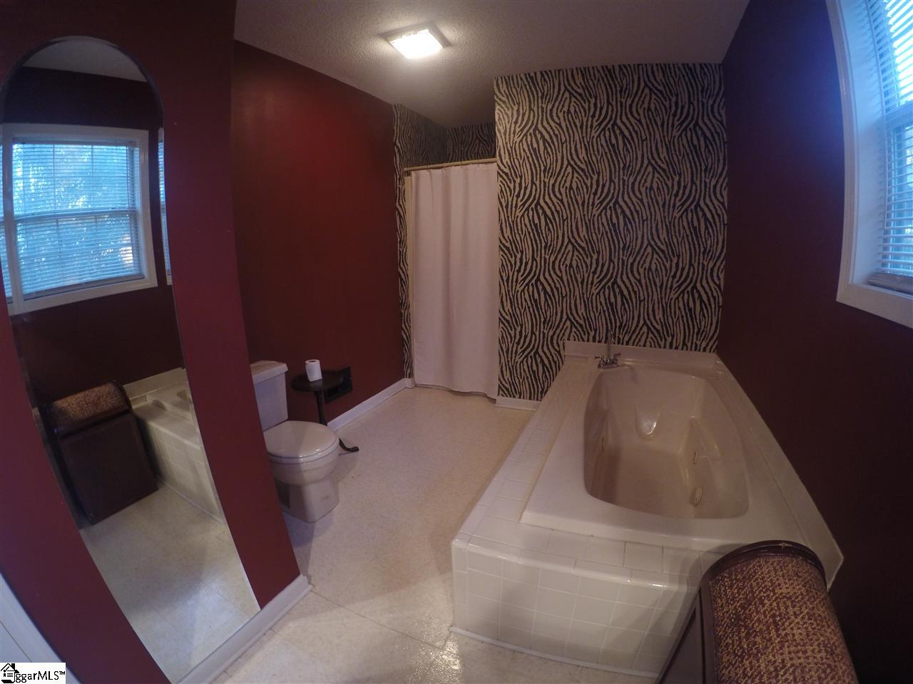 1107 State Park Road Greenville, SC 29609 - Photo 21 of 33