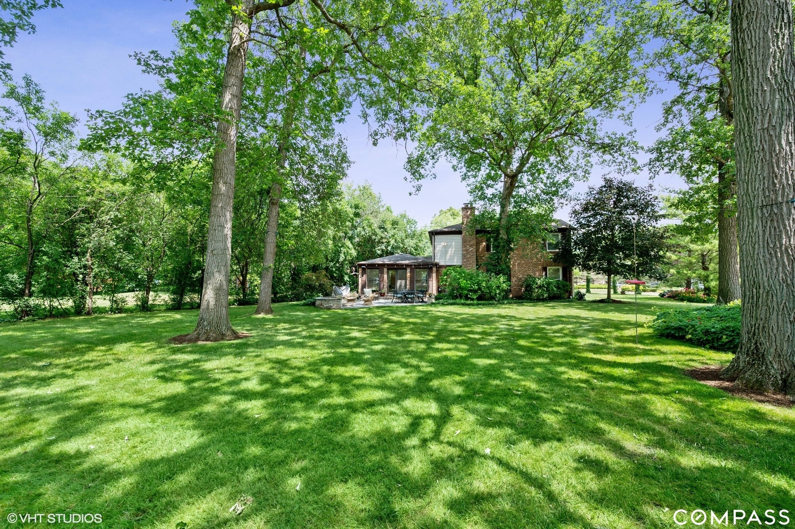 4 Windsor Drive, Lincolnshire, IL 60069 Compass