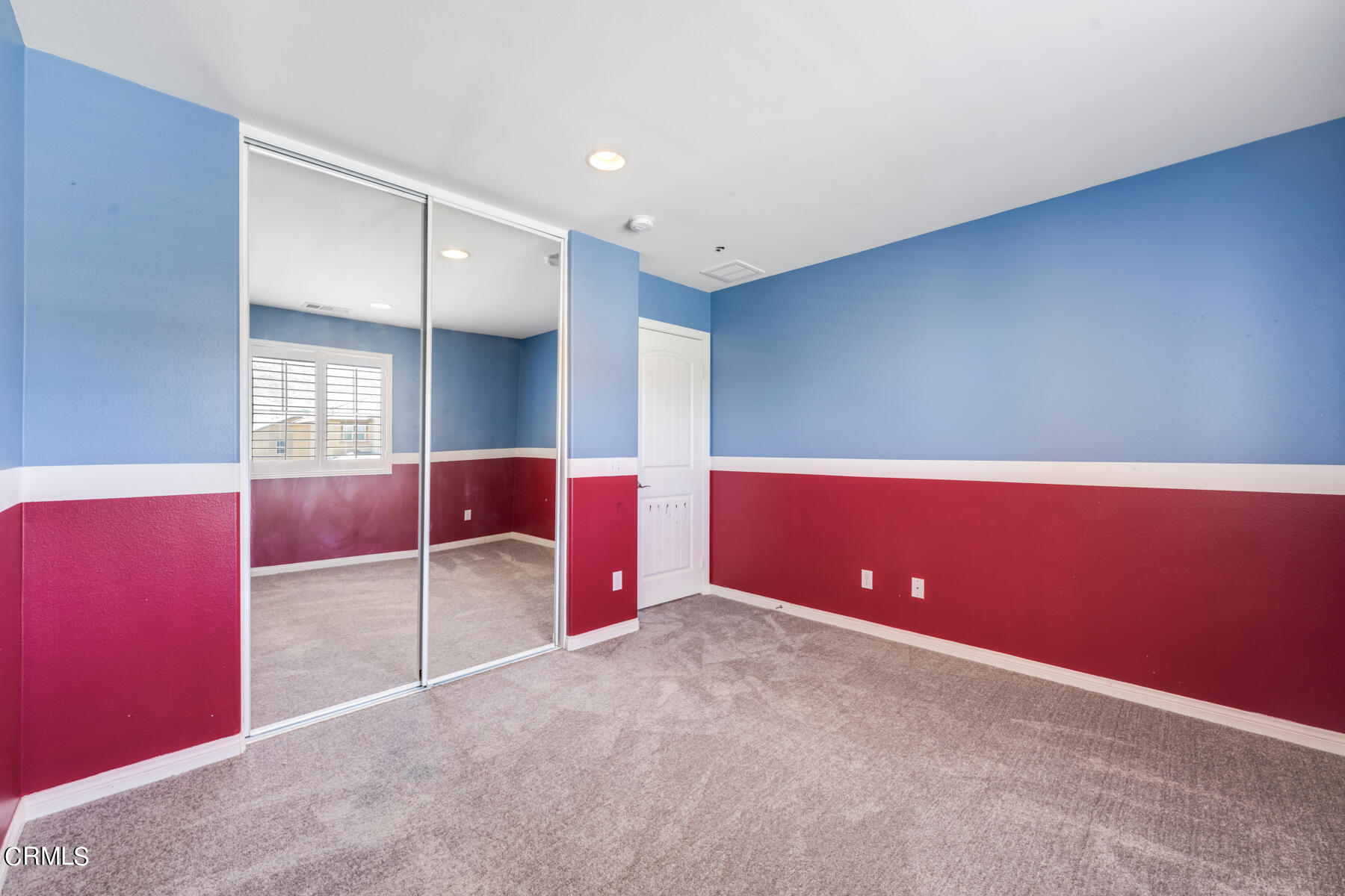 7332 Blue Oak Road Riverside, CA 92507 - Photo 18 of 30 an empty room with windows