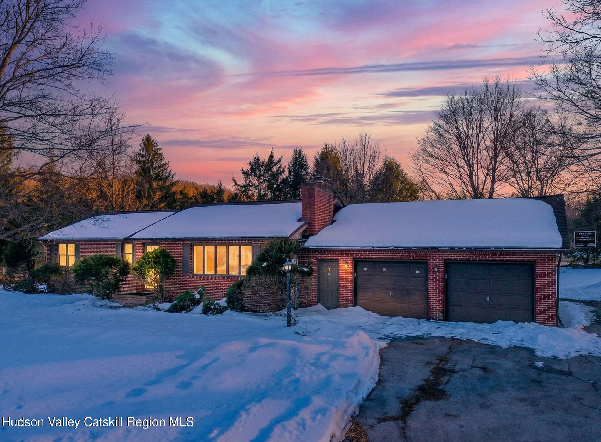 609 New Paltz Road Highland, NY 12528 - Photo 2 of 35 Twilight