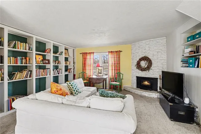 $359,900 | 9451 Connell Drive, Overland Park, KS 66212