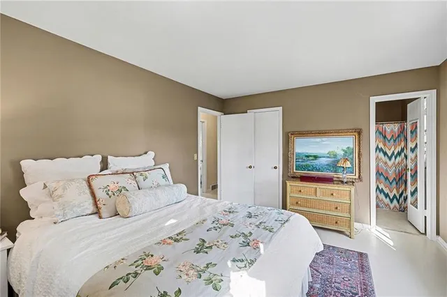 $359,900 | 9451 Connell Drive, Overland Park, KS 66212