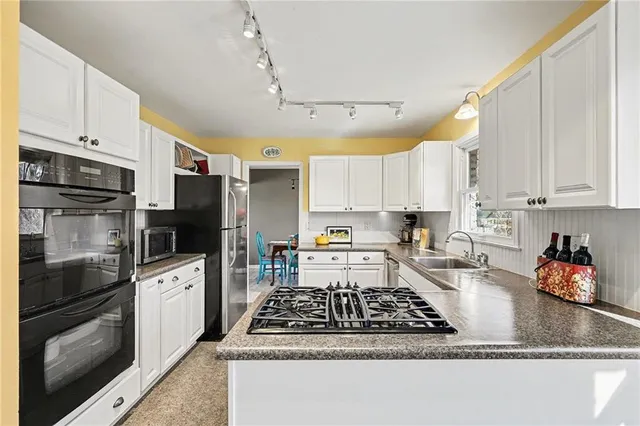 $359,900 | 9451 Connell Drive, Overland Park, KS 66212