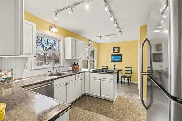 $359,900 | 9451 Connell Drive, Overland Park, KS 66212