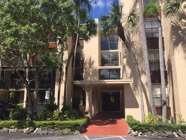 $1,700 | 14211 North Kendall Drive, Unit 201E, Miami, FL 33186