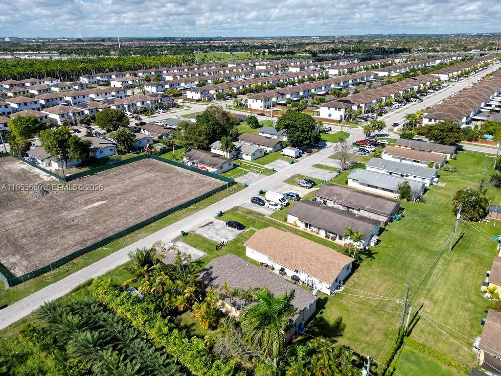 25511 Southwest 107th Court, Unit 1 Homestead, FL 33032 - Photo 6 of 19