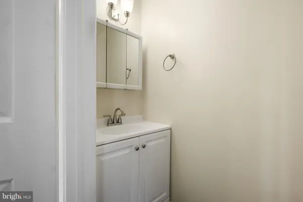 $2,500 | 143 Curtis Avenue, Williamstown, NJ 08094