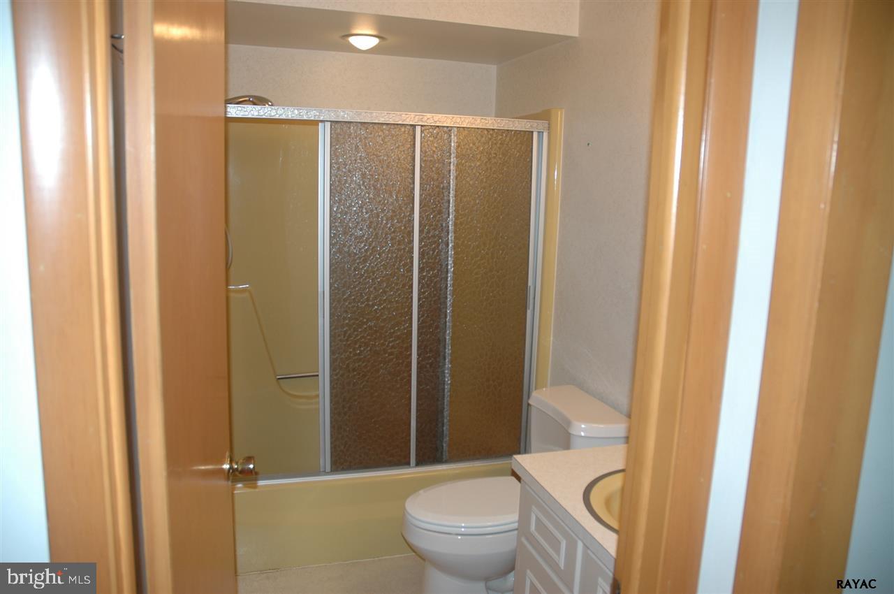 497 Clearview Road Hanover, PA 17331 - Photo 17 of 18 Gallery Image 17