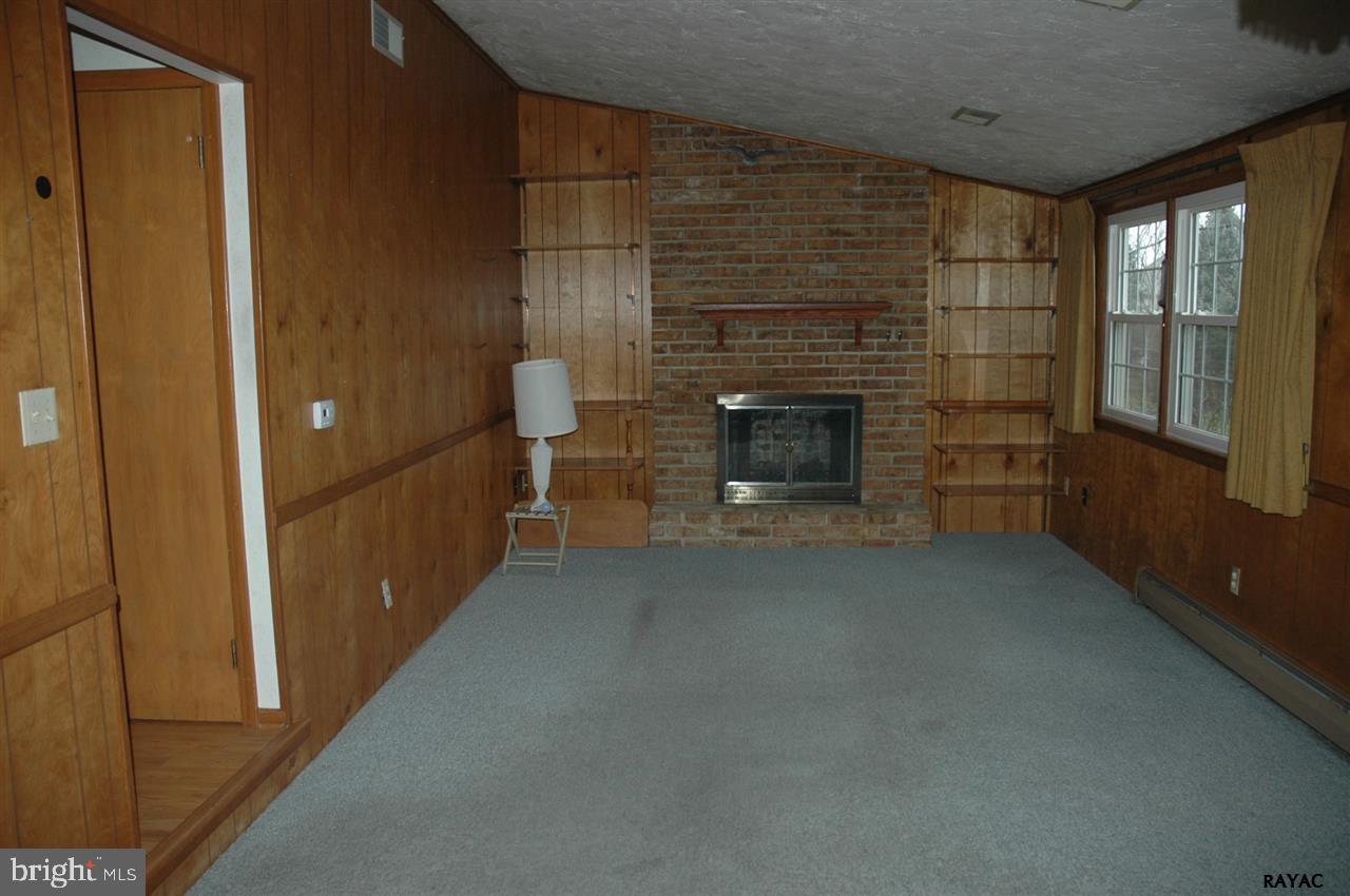 497 Clearview Road Hanover, PA 17331 - Photo 5 of 18 Gallery Image 5