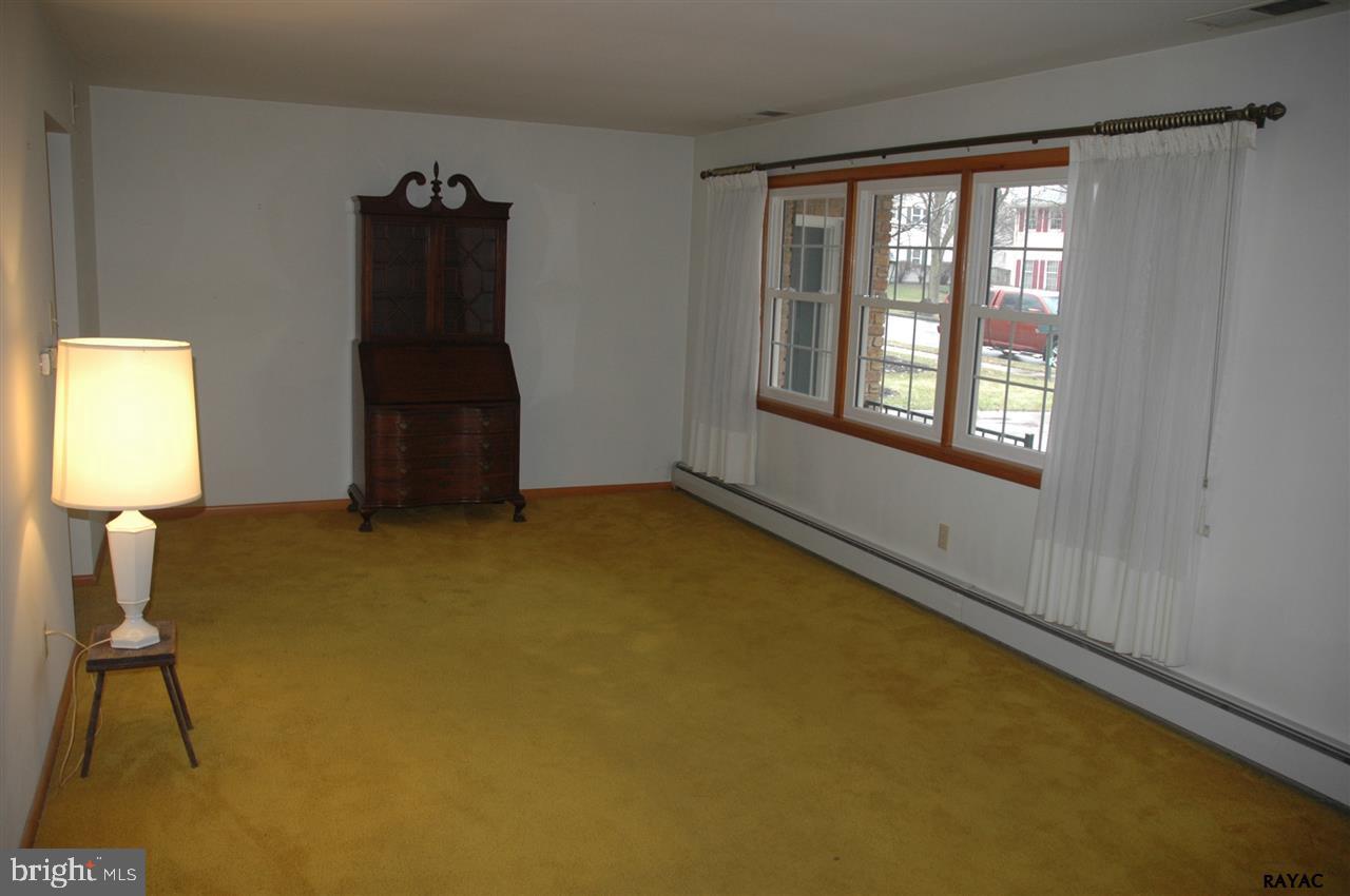 497 Clearview Road Hanover, PA 17331 - Photo 7 of 18 Gallery Image 7