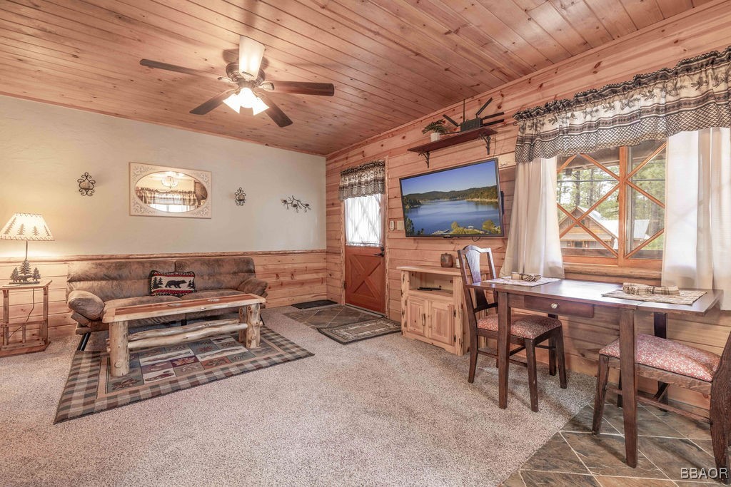 618 Sugarloaf Boulevard Big Bear City, CA 92314 - Photo 13 of 43