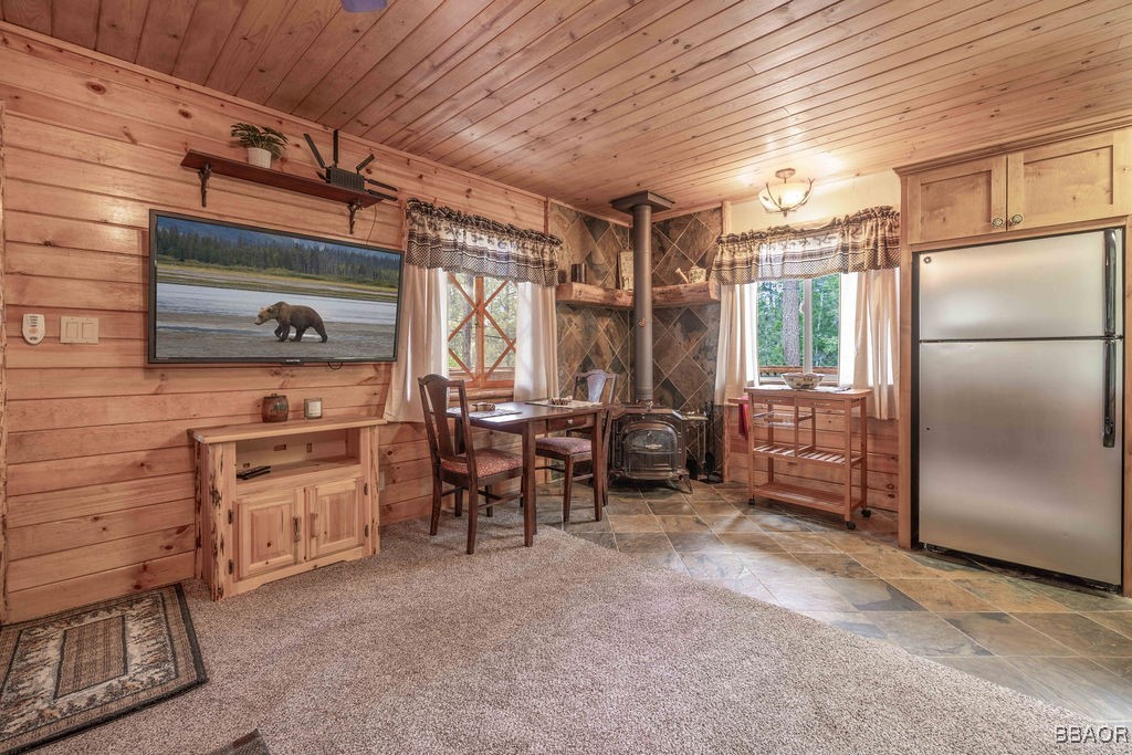 618 Sugarloaf Boulevard Big Bear City, CA 92314 - Photo 15 of 43