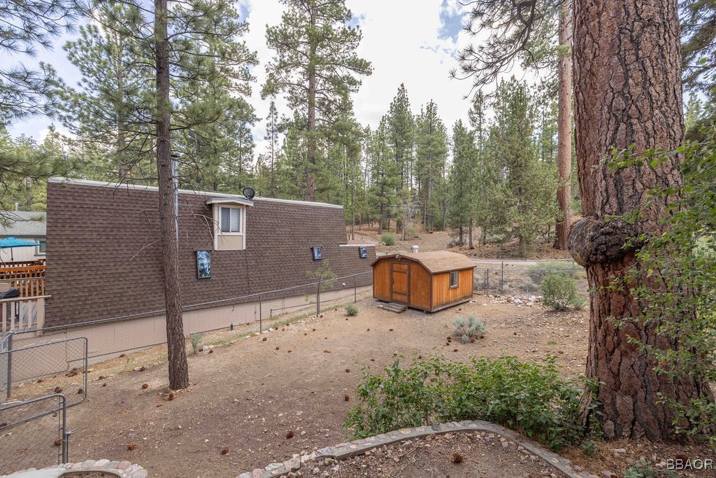 618 Sugarloaf Boulevard Big Bear City, CA 92314 - Photo 25 of 43