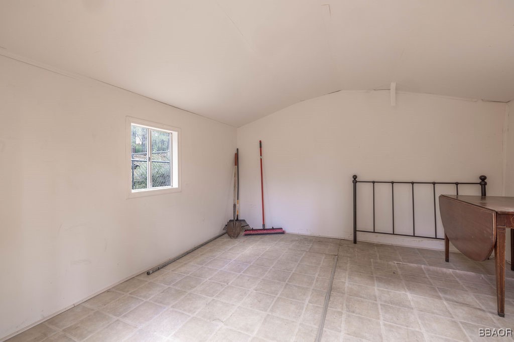 618 Sugarloaf Boulevard Big Bear City, CA 92314 - Photo 28 of 43