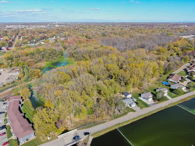 $299,900 | 995 Brighton Drive, Menasha, WI 54952