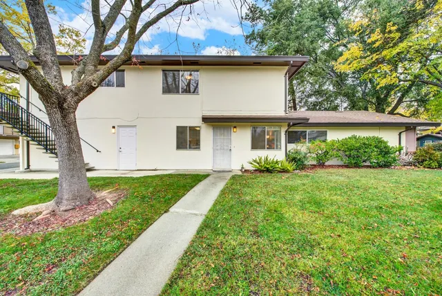 $369,000 | 2803 Bidwell Street, Unit 2, Davis, CA 95618