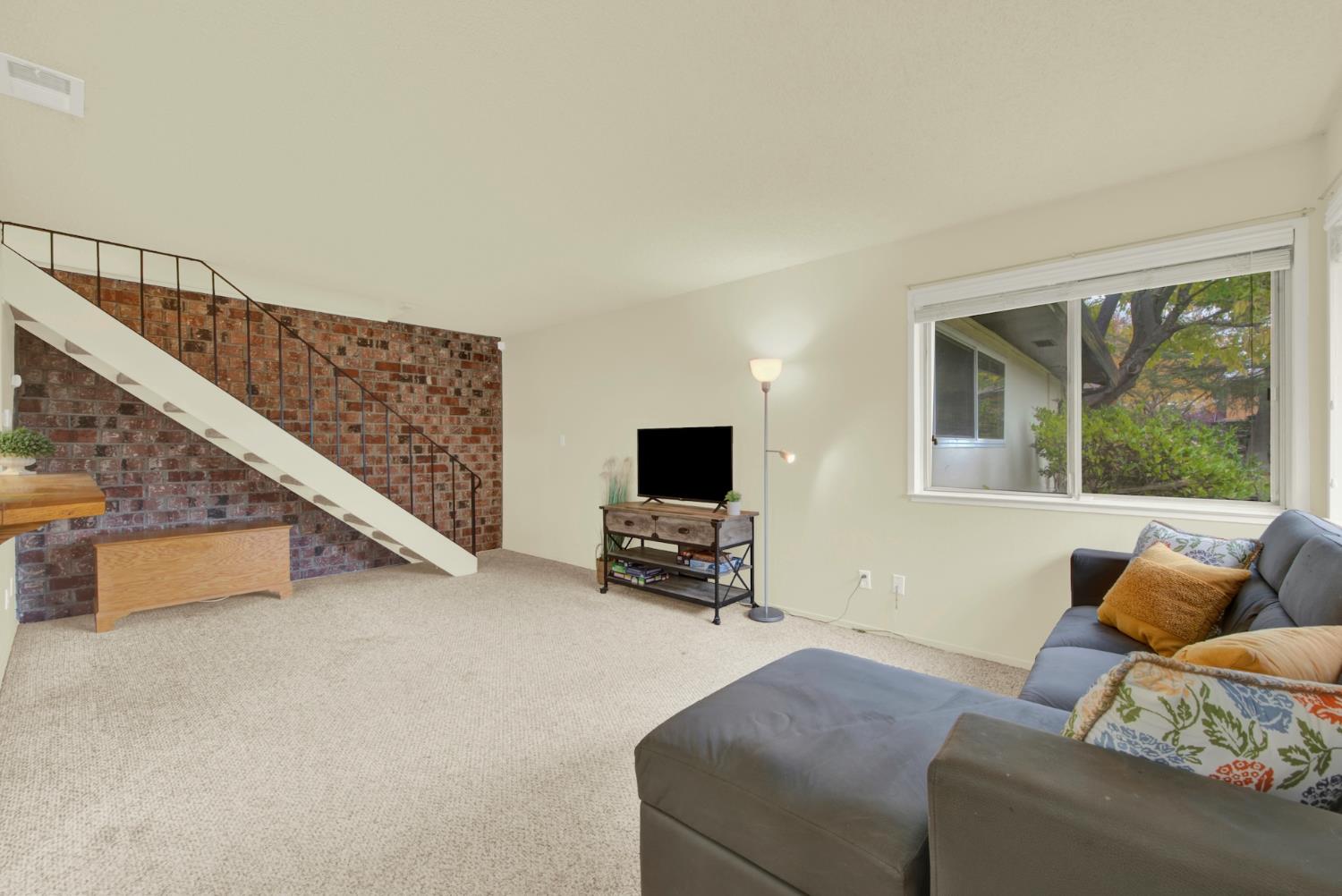 2803 Bidwell Street, Unit 2 Davis, CA 95618 - Photo 11 of 40