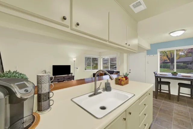 $369,000 | 2803 Bidwell Street, Unit 2, Davis, CA 95618