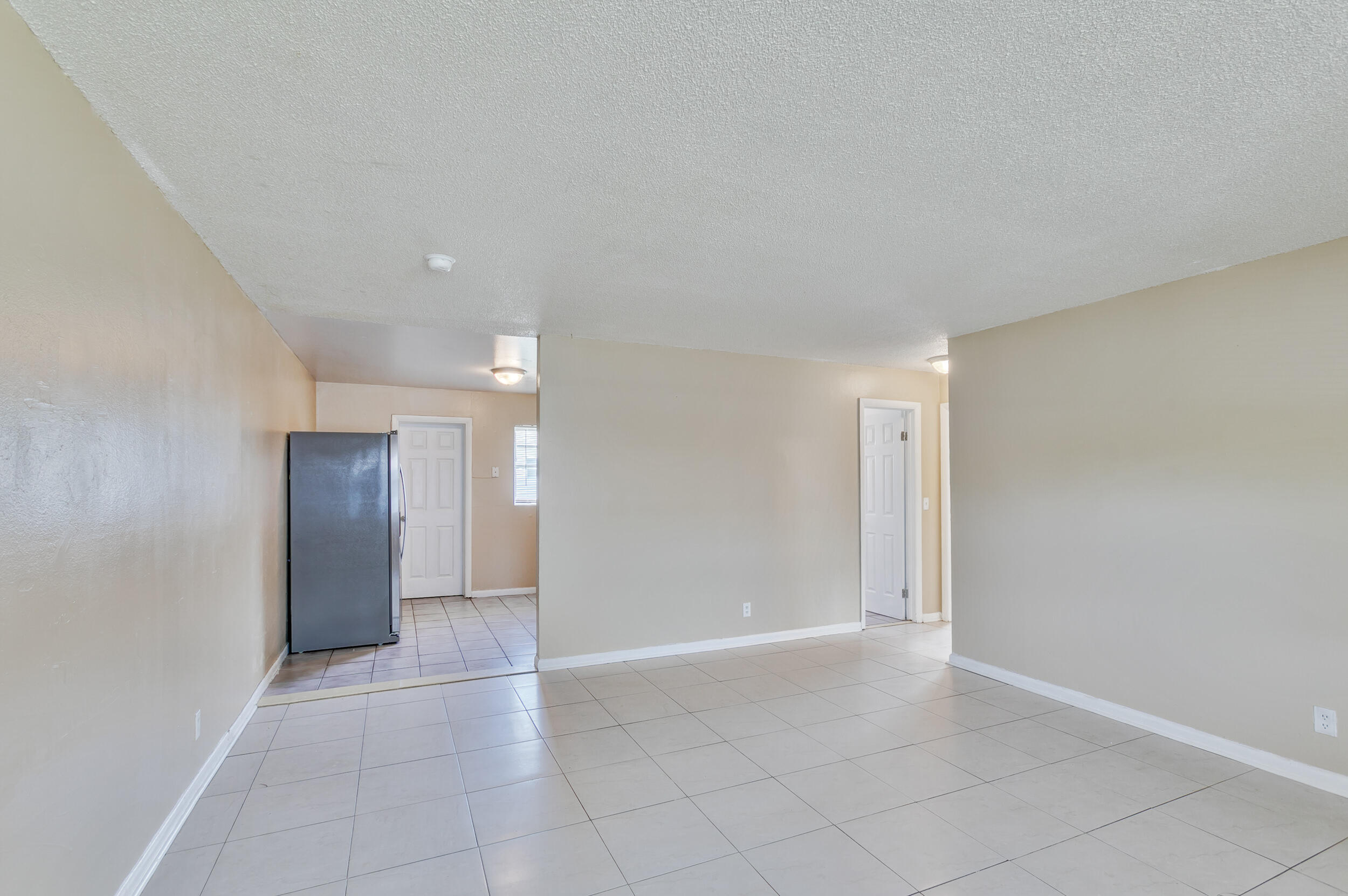 461 Silver Beach Road, Unit 1 Riviera Beach, FL 33403 - Photo 20 of 33 a view of an empty room