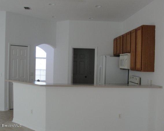 2165 Gascon Road Southwest Palm Bay, FL 32908 - Photo 5 of 12 GASCON BREAKFAST BAR