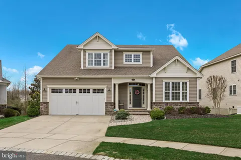 $1,065,000 | 10 Brinklow Court, Medford, NJ 08055
