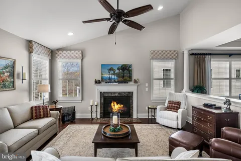 $1,065,000 | 10 Brinklow Court, Medford, NJ 08055