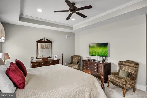 $1,065,000 | 10 Brinklow Court, Medford, NJ 08055