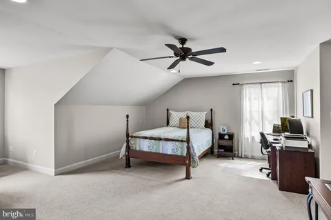 $1,065,000 | 10 Brinklow Court, Medford, NJ 08055