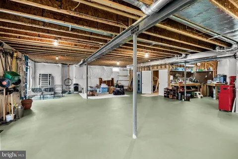 $1,065,000 | 10 Brinklow Court, Medford, NJ 08055