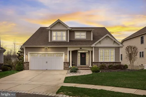 $1,065,000 | 10 Brinklow Court, Medford, NJ 08055