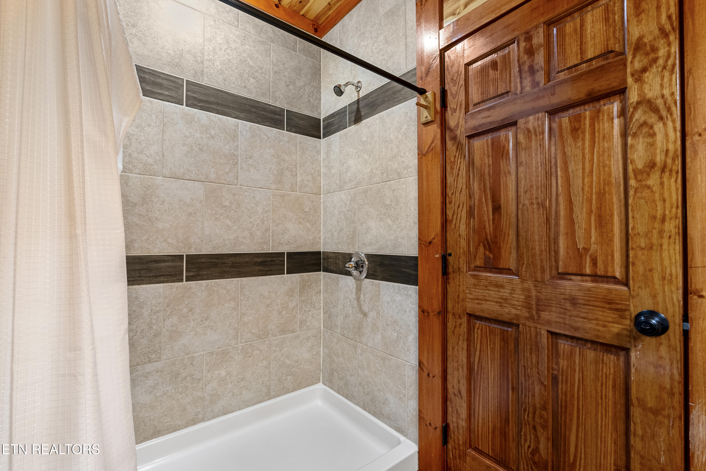 1628 Barn Door Lane Sevierville, TN 37862 - Photo 17 of 47 DSC04978-HDR