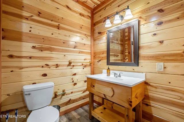 $1,445,000 | 1628 Barn Door Lane, Sevierville, TN 37862