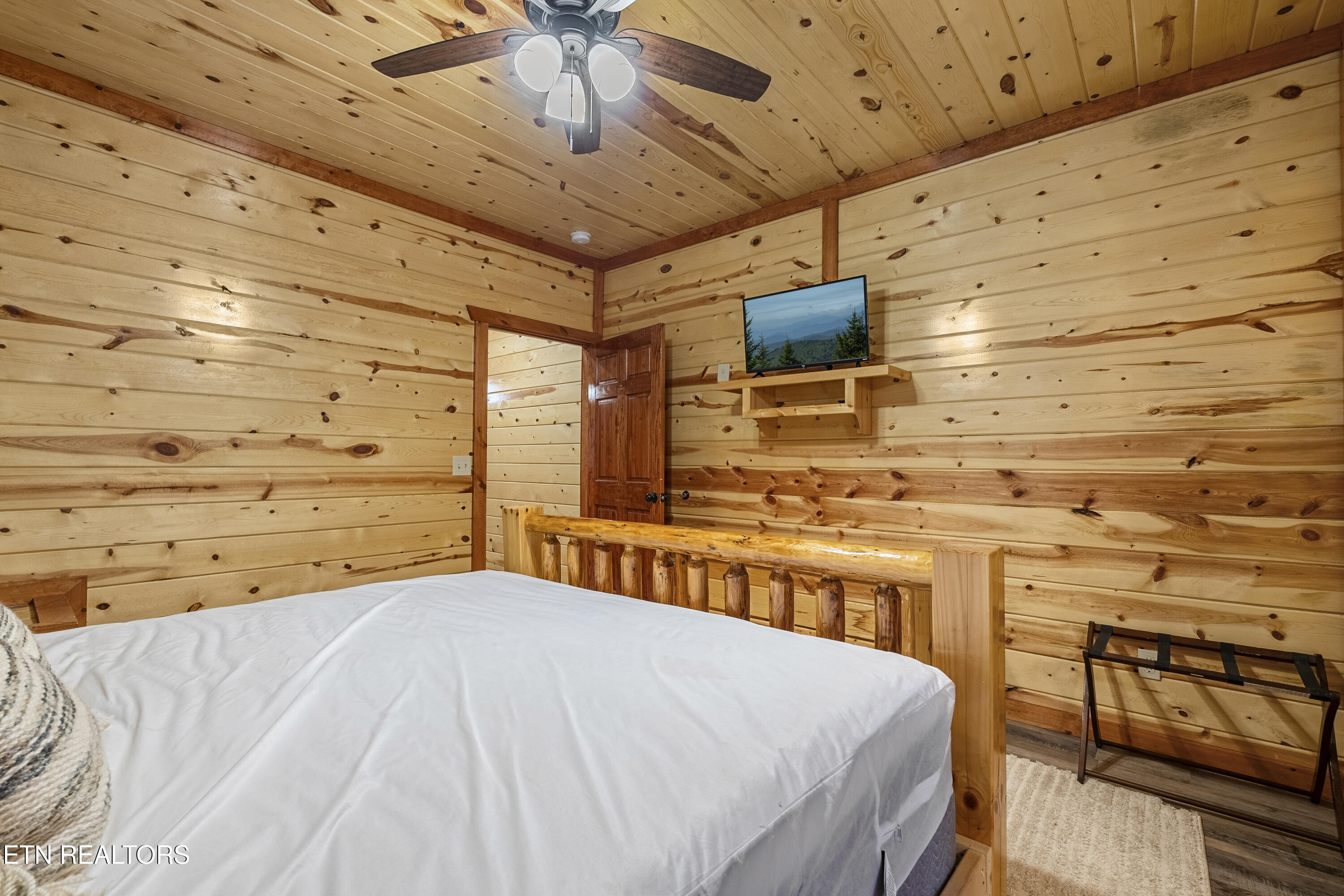 1628 Barn Door Lane Sevierville, TN 37862 - Photo 30 of 47 DSC05098-HDR