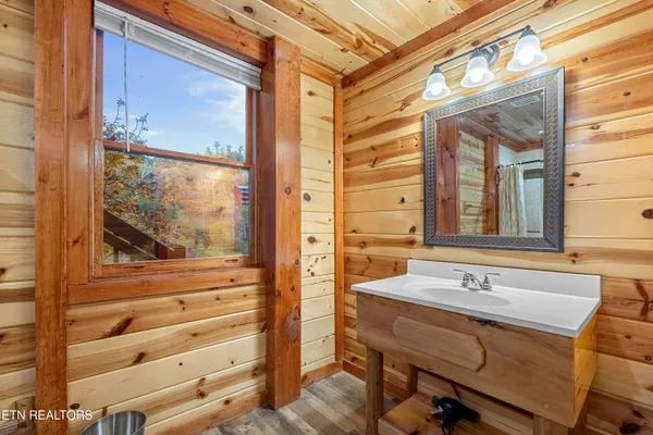 $1,440,000 | 1628 Barn Door Lane, Sevierville, TN 37862