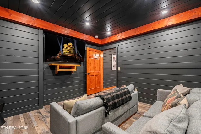 $1,445,000 | 1628 Barn Door Lane, Sevierville, TN 37862