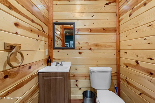 $1,445,000 | 1628 Barn Door Lane, Sevierville, TN 37862