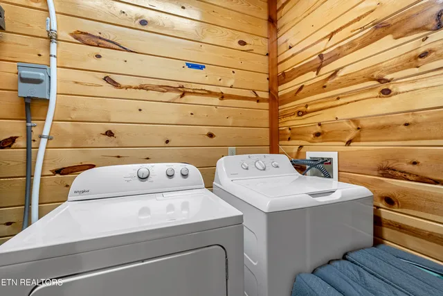 $1,445,000 | 1628 Barn Door Lane, Sevierville, TN 37862