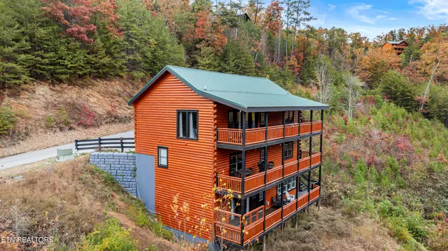 $1,445,000 | 1628 Barn Door Lane, Sevierville, TN 37862