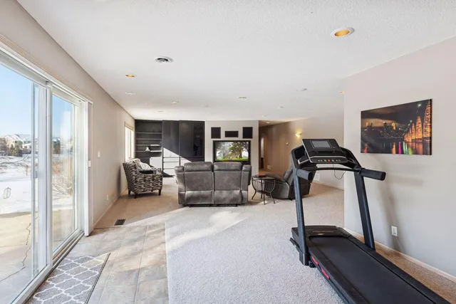 $899,900 | 2065 Woodstone Court, Victoria, MN 55386