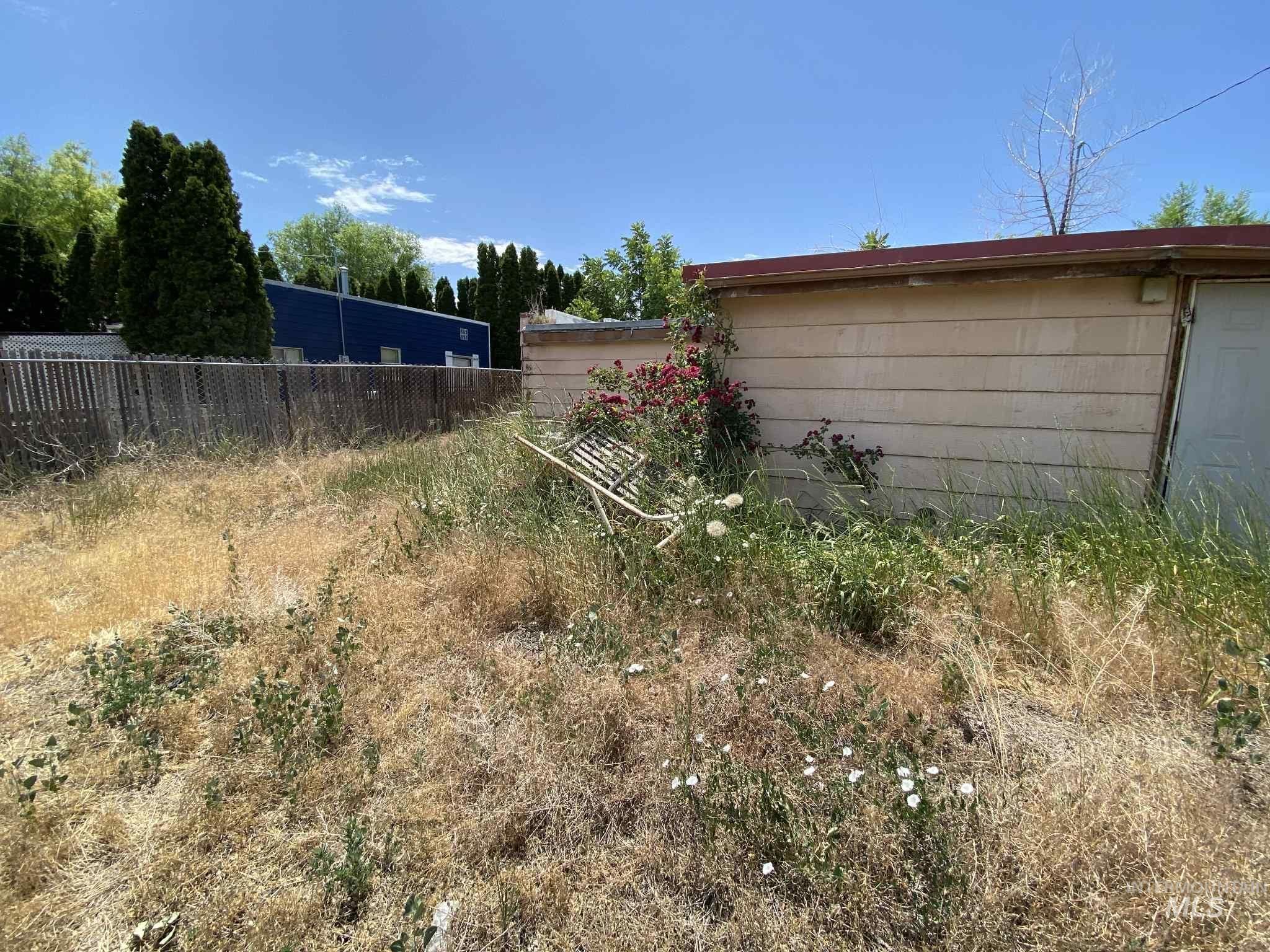 616 Main Street Filer, ID 83328 - Photo 11 of 12 View of yard